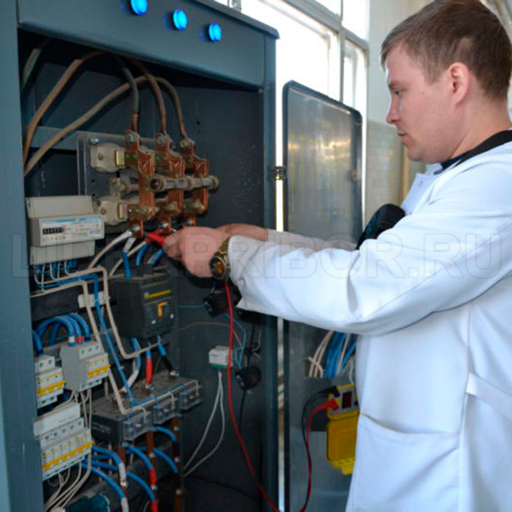 Е6-40-15л Е6-40 Мегаомметр, вертикальное исполнение (без интерфейса)